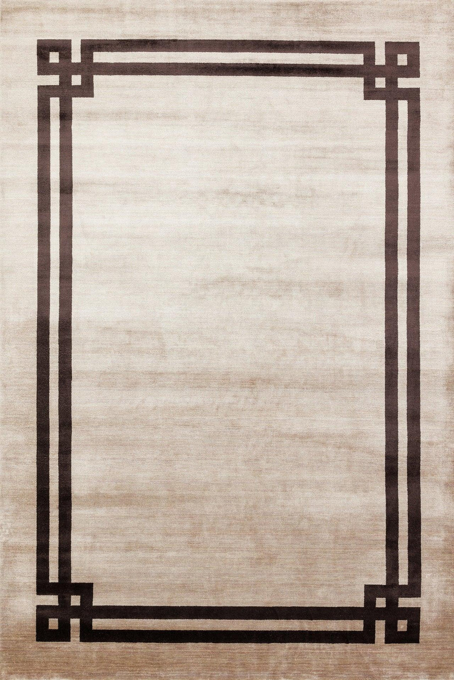 Teppich Braun Beige mit geometrischem Muster – im Wohnzimmer