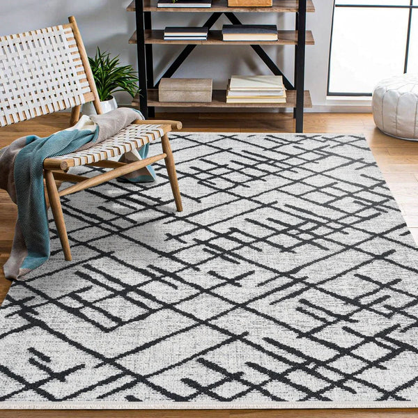 Beyaz Siyah Geometrik Geometrik Desenli Halı - Yıkanabilir - Kaymaz Taban - Pati Dostu