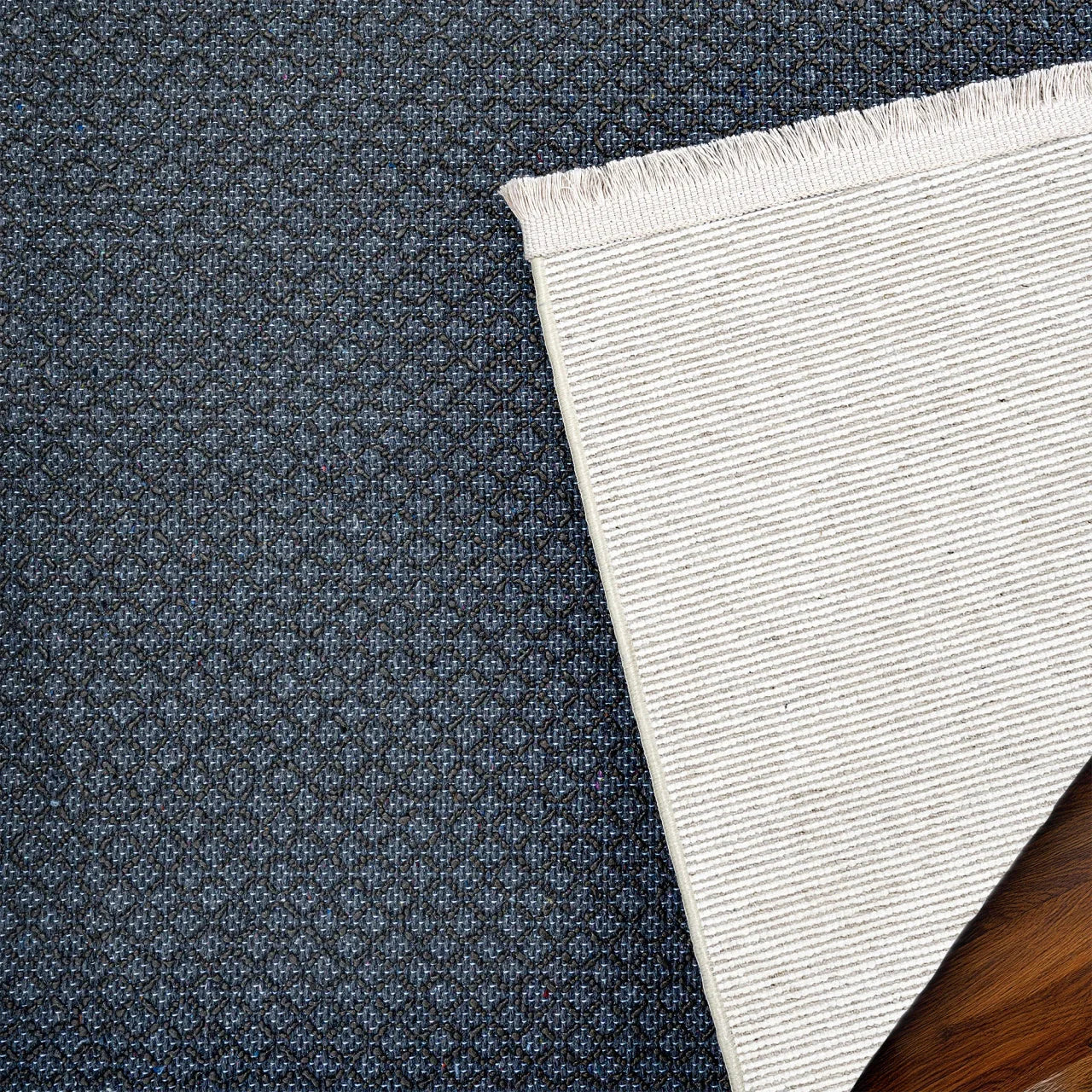 Bej Beyaz Dokulu Minimalist Halı - Yıkanabilir - Kaymaz Taban - Pati Dostu