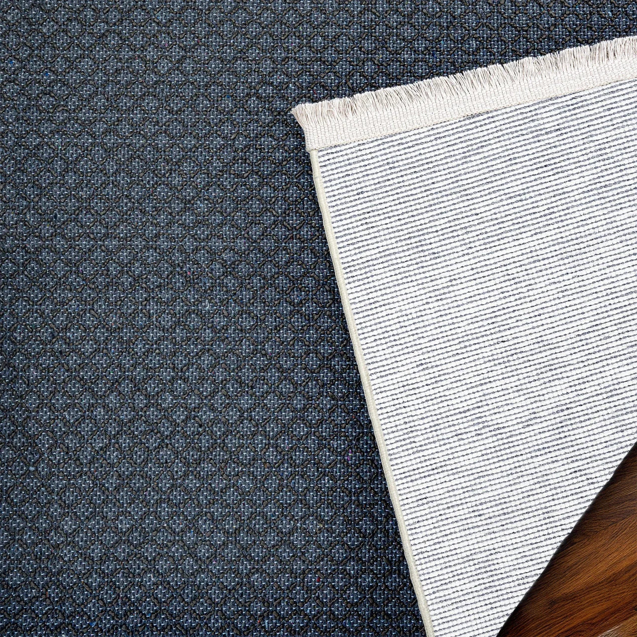 Beyaz Gri Dokulu Minimalist Halı - Yıkanabilir - Kaymaz Taban - Pati Dostu