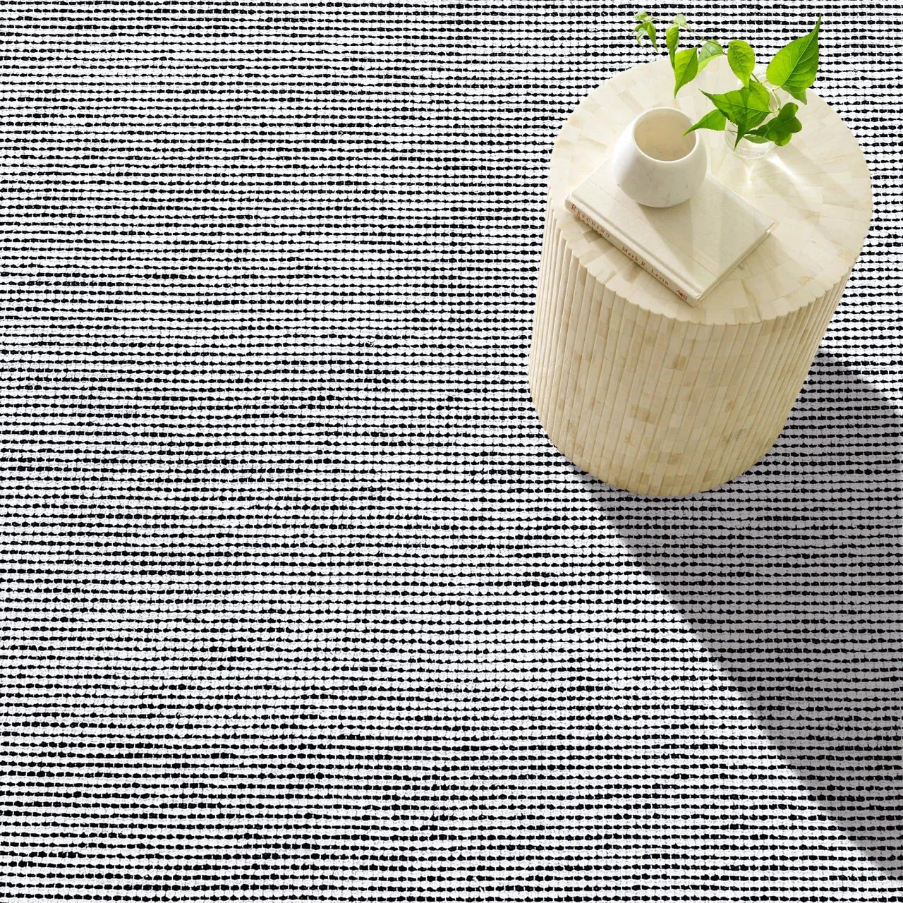 Antrasit Gri Dokulu Minimalist Halı - Yıkanabilir - Kaymaz Taban - Pati Dostu