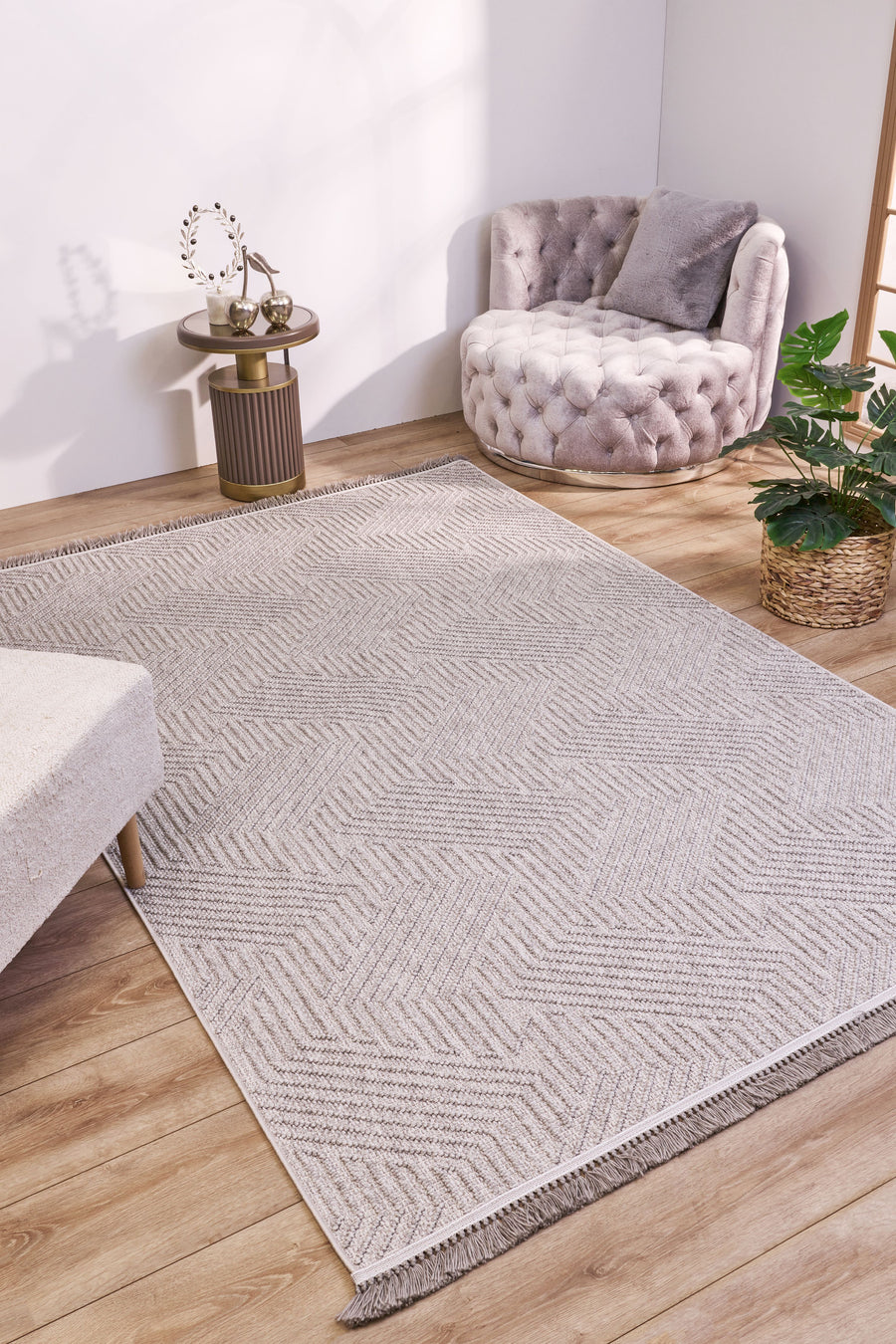 Lunera Gri Beyaz Geometrik Zig-Zag Desenli Modern Makine Halısı