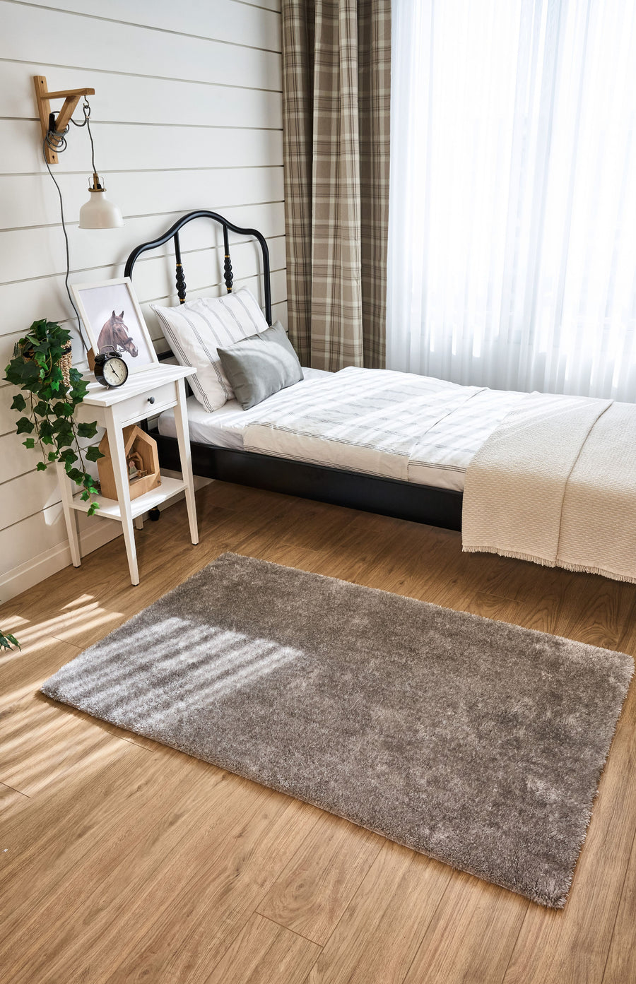 Zinora Gri Düz Desenli Modern Shaggy Makine Halısı