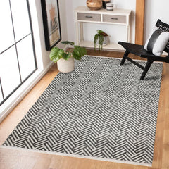 Gri Düz Modern Etnik Desenli Halı  | Makinada Yıkanabilir | Hav Toz Vermez | Leke Tutmayan | Kaymaz Taban | Dijital Makine Baskı | Salon Yolluk Mutfak Halısı