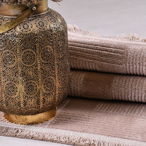 Bej Modern Polyester Makine Halısı