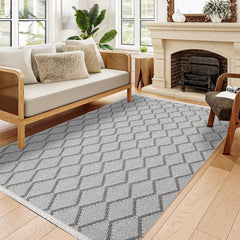 Ensley Gri Geometrik Polyester Makine Halısı