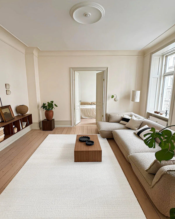 Beyaz Dokulu Minimalist Halı - Yıkanabilir - Kaymaz Taban - Pati Dostu