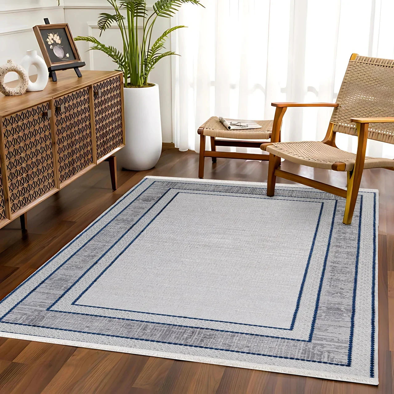 Beyaz Gri Bordürlü Minimalist Halı - Yıkanabilir - Kaymaz Taban - Pati Dostu