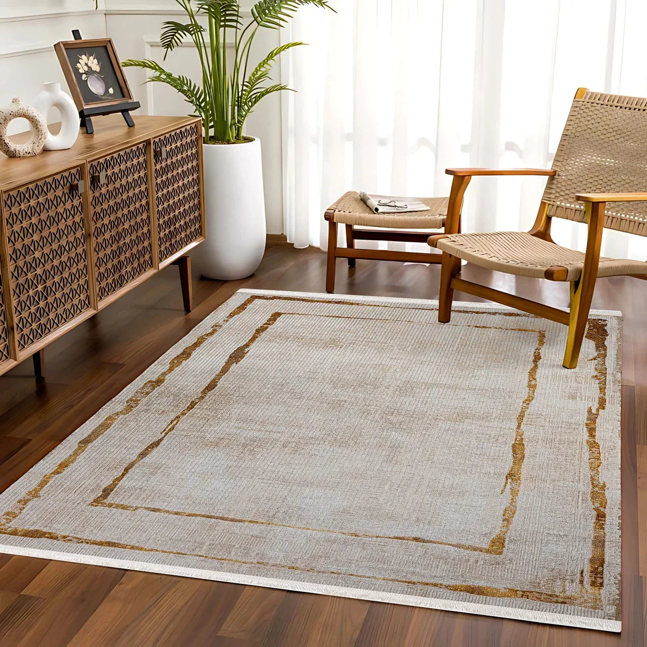 Bej Gold Bordürlü Minimalist Halı - Yıkanabilir - Kaymaz Taban - Pati Dostu