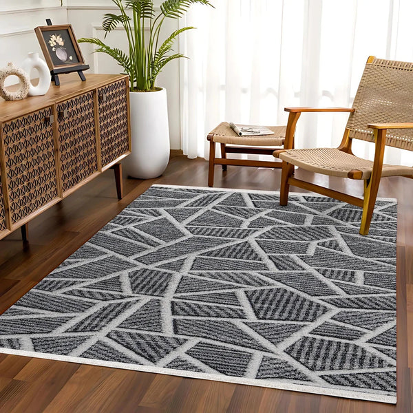 Antrasit Gri Geometrik Minimalist Halı - Yıkanabilir - Kaymaz Taban - Pati Dostu