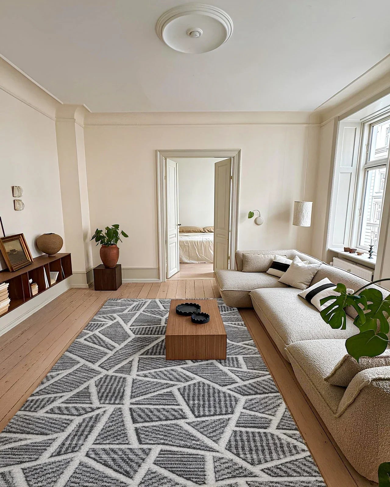 Antrasit Gri Geometrik Minimalist Halı - Yıkanabilir - Kaymaz Taban - Pati Dostu