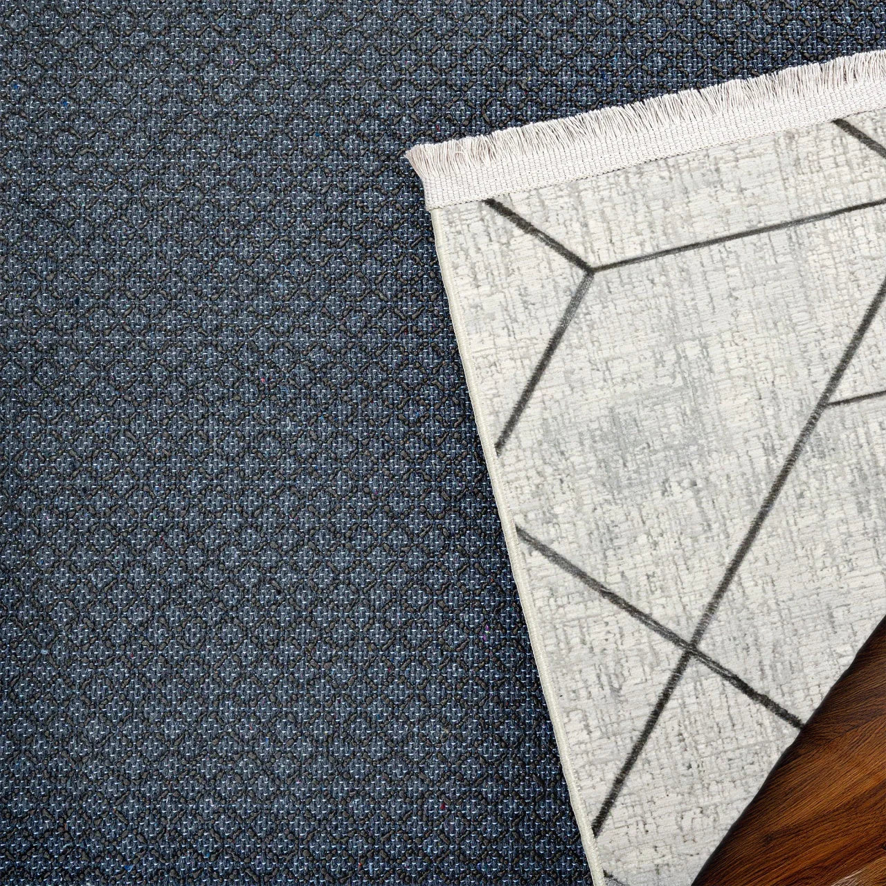 Antrasit Gri Geometrik Minimalist Halı - Yıkanabilir - Kaymaz Taban - Pati Dostu