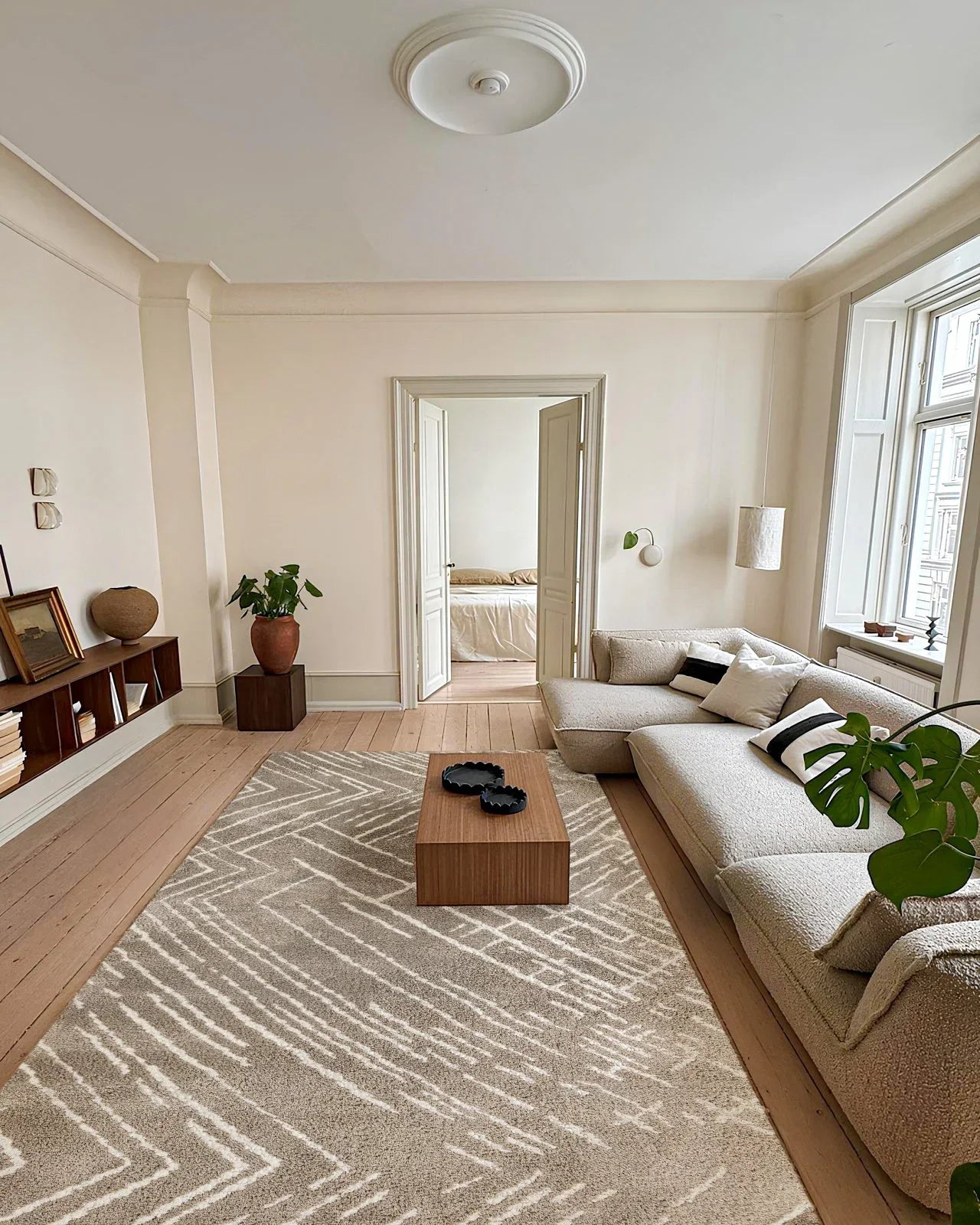 Bej Geometrik Modern Halı - Yıkanabilir - Kaymaz Taban - Pati Dostu