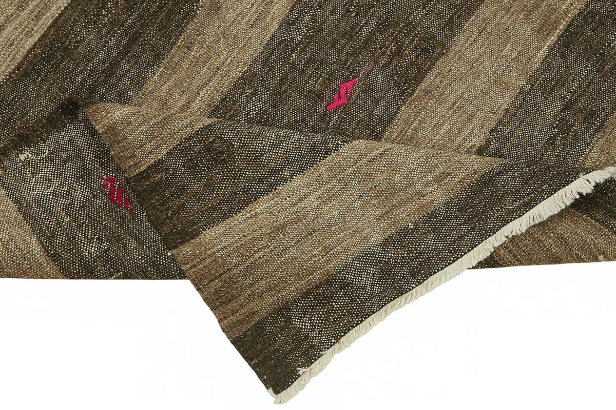 Truvo Kıl Kilim Kahverengi Bej Çizgili El Dokuma Halı 216x370 cm – kenar detayı