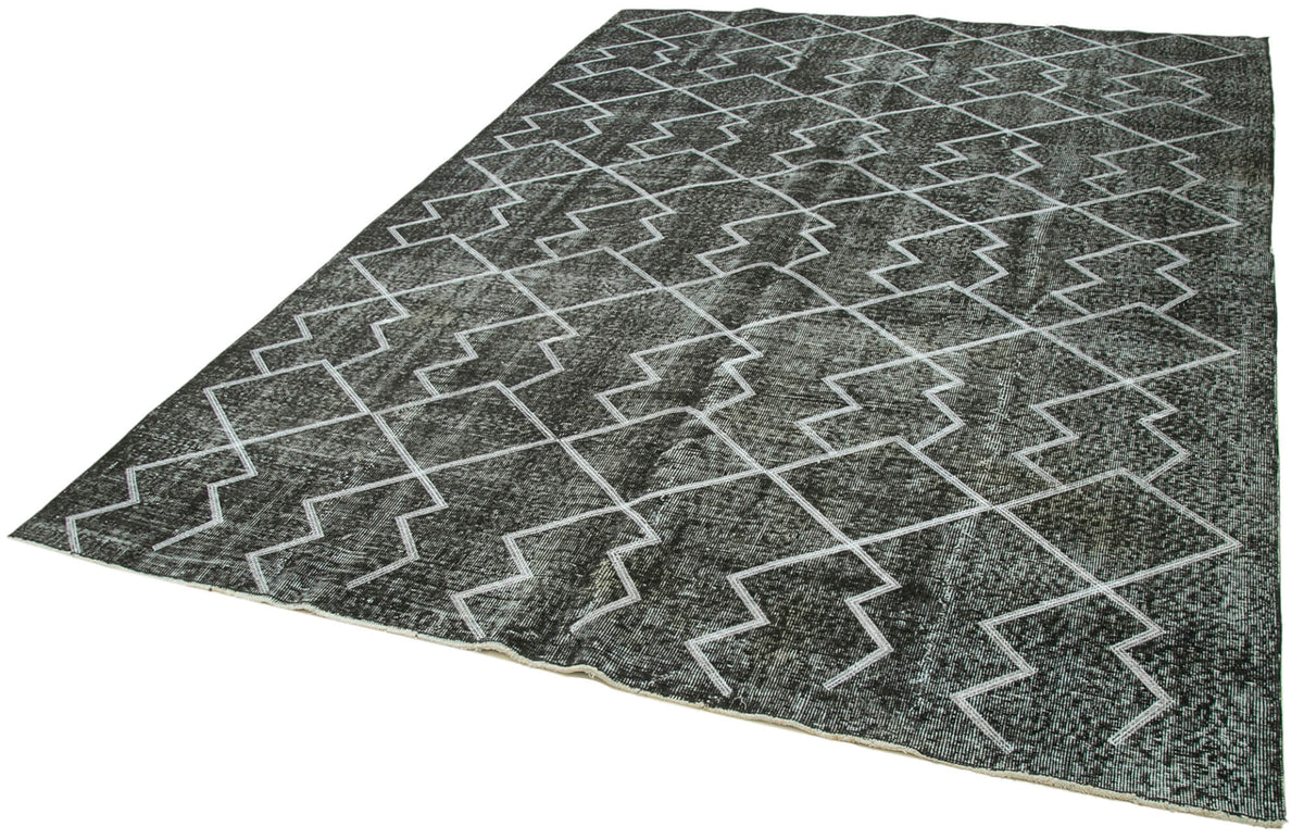 Kesle Antrasit Beyaz Geometrik Desenli 30-70 Yıllık El Dokuma Halı 210x298 cm – doku yakın çekim