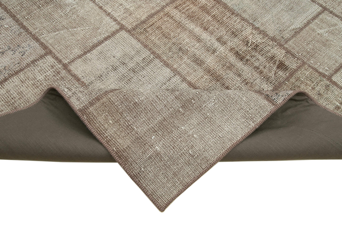 Vantik Kahverengi Halı 6 m² Geometrik Desenli Patchwork 200x302 cm – kenar detayı
