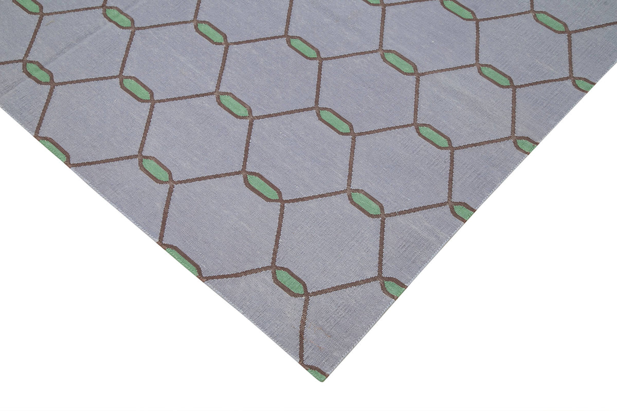 Nevok Geometrik Desenli Açık Gri ve Yeşil Modern Kilim 162x243 cm – detay görünümü