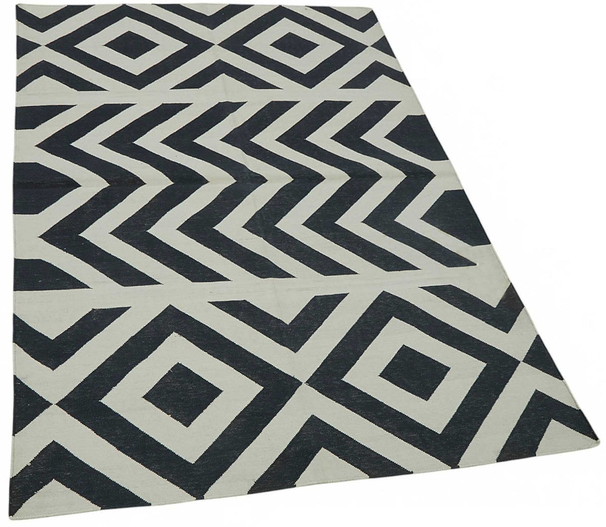 Nevok Geometrik Desenli Lacivert ve Kırmızı Dokuma Kilim 109x163 cm – genel görünüm