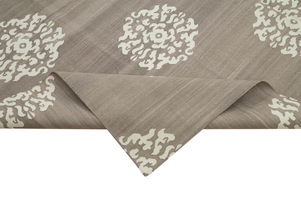 Navamo Gri Beyaz Geometrik El Dokuma Duri Kilim 244x297 cm – kenar detayı