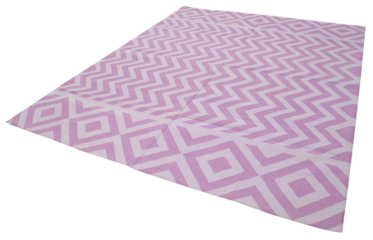 Navamo Beyaz Modern Halı Duri Kilim Geometrik Desenli 242x297 cm – doku yakın çekim