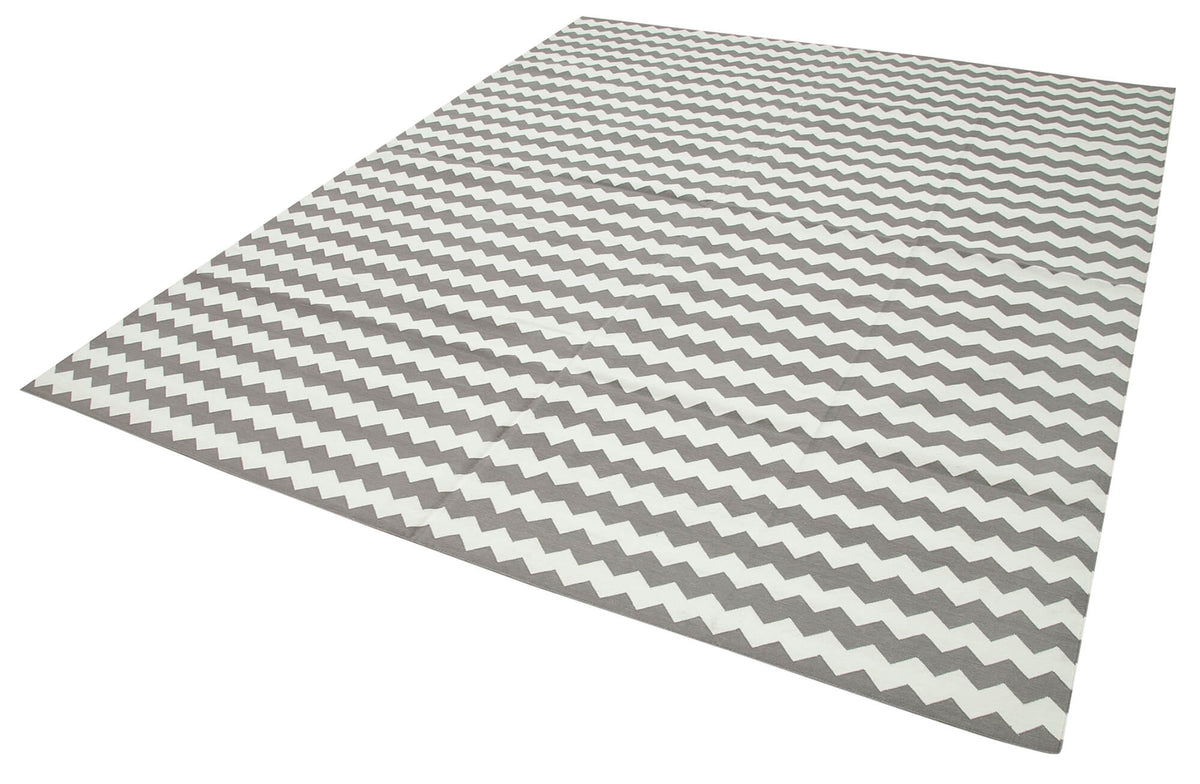 Navamo Dokuma Modern Gri Beyaz Geometrik Desenli Kilim 242x300 cm – doku yakın çekim