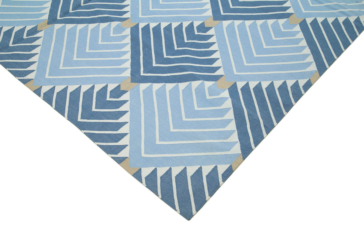 Navamo Mavi Beyaz Geometrik Desenli Duri Kilim 246x300 cm – detay görünümü