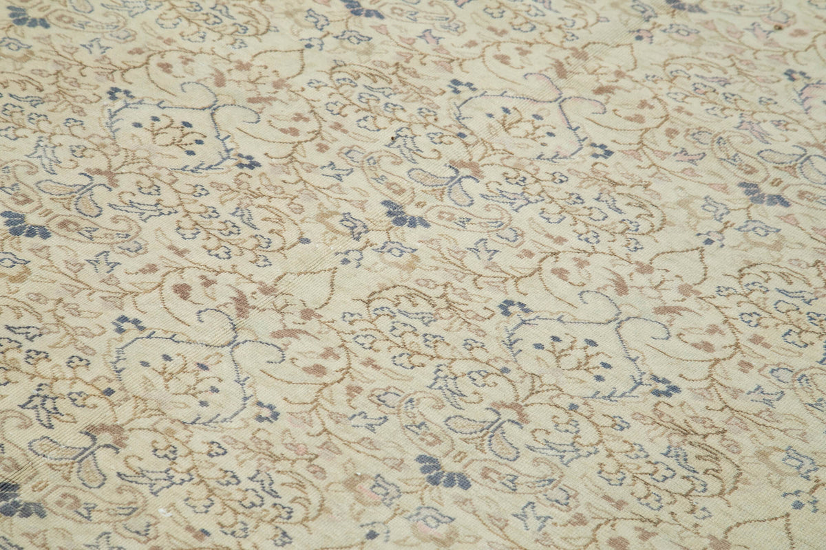 Fluva Bej Çiçek Desenli Lacivert Bordürlü El Dokuma Halı 250x347 cm – mekânda kullanım
