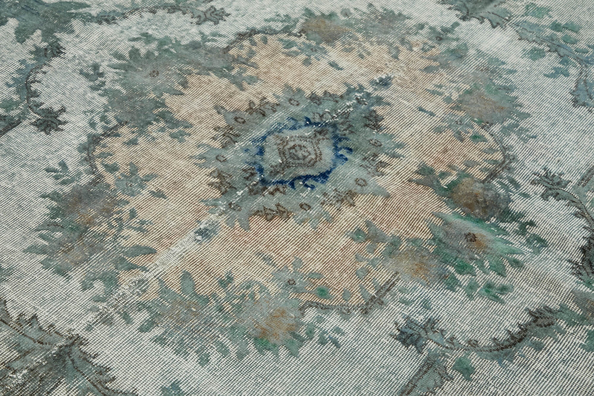 Besko Kırmızı Mavi Madalyon Oyma El Dokuma Halı 220x310 cm – mekânda kullanım