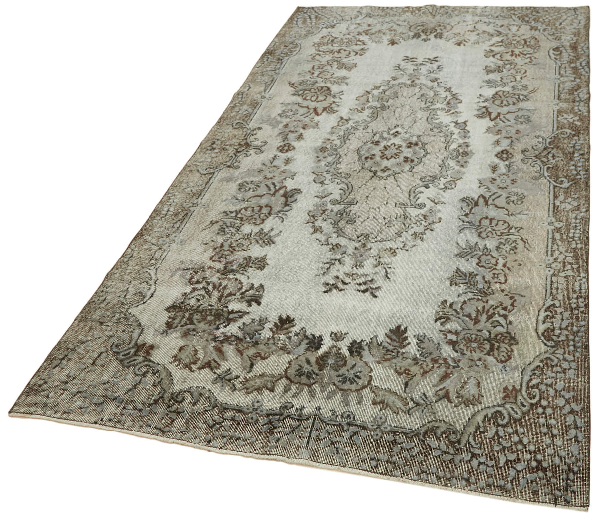 Besko Madalyon Desenli Bej ve Gri Eskitme Oyma Halı 170x298 cm – doku yakın çekim
