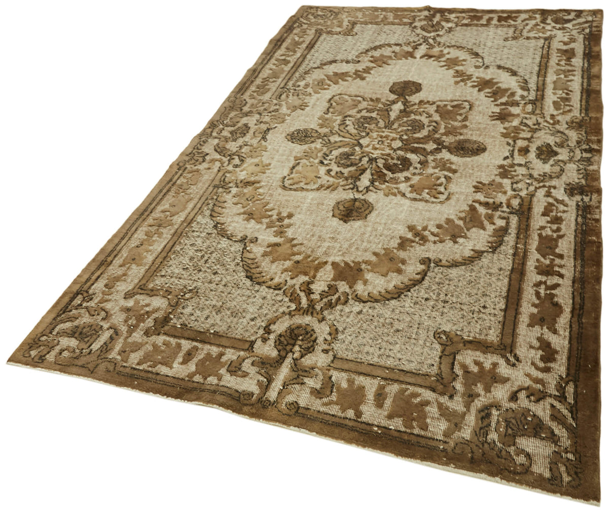 Besko Açık Kahverengi Halı Kabartma Desenli Vintage 174x292 cm – doku yakın çekim
