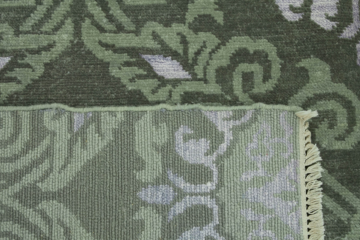 Nivro Vintage Uşak Halı Yeşil ve Açık Gri Madalyon Desenli 240x301 cm – arka yüz görünümü