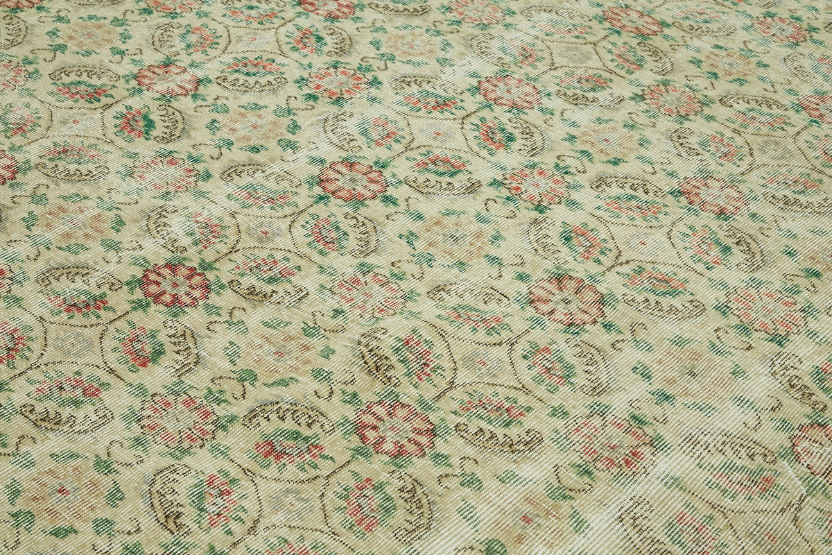 Rusvo Bej Pembe Çiçek Desenli Vintage El Dokuma Halı 240x356 cm – mekânda kullanım