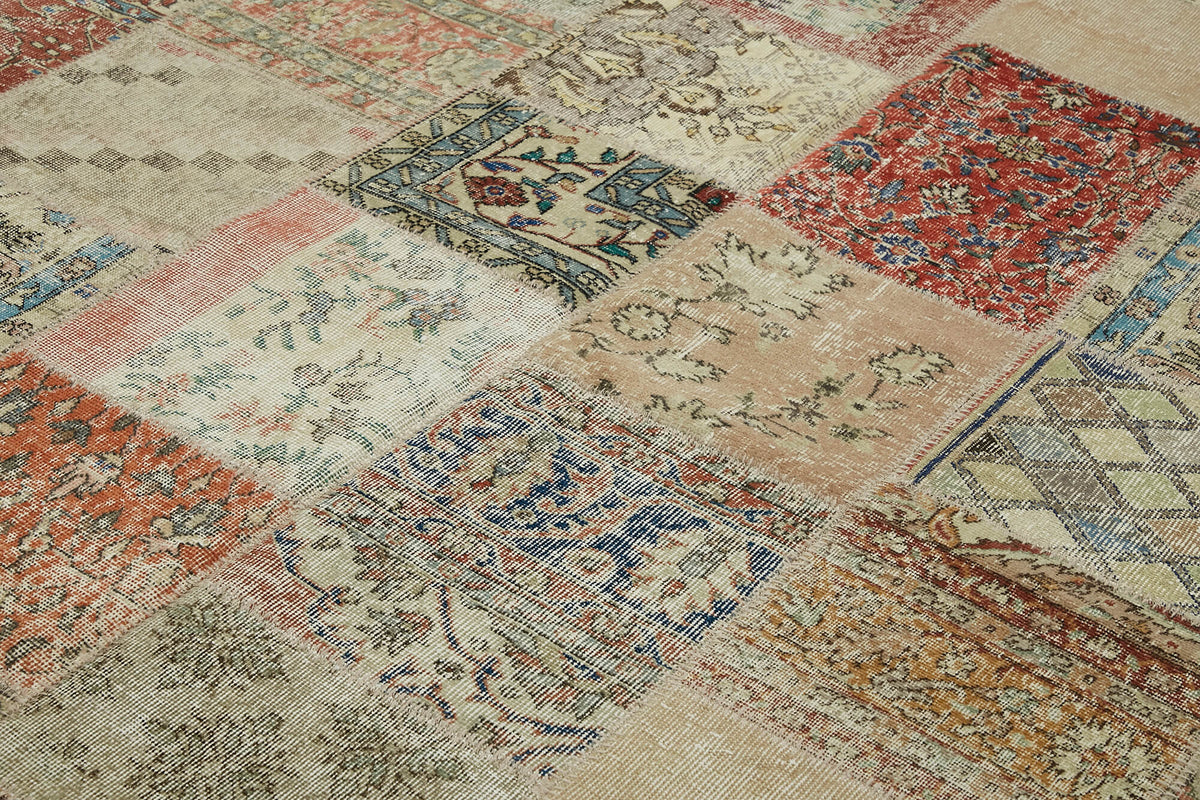 Razik Bej Pembe Gri Modern Patchwork Yün Halı 250x300 cm – mekânda kullanım