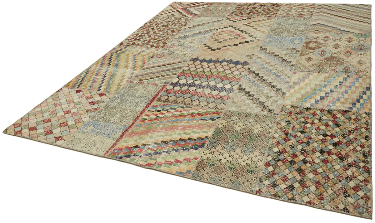 Razik Bej ve Çok Renkli Geometrik Desenli Yün Patchwork Halı 250x300 cm – doku yakın çekim