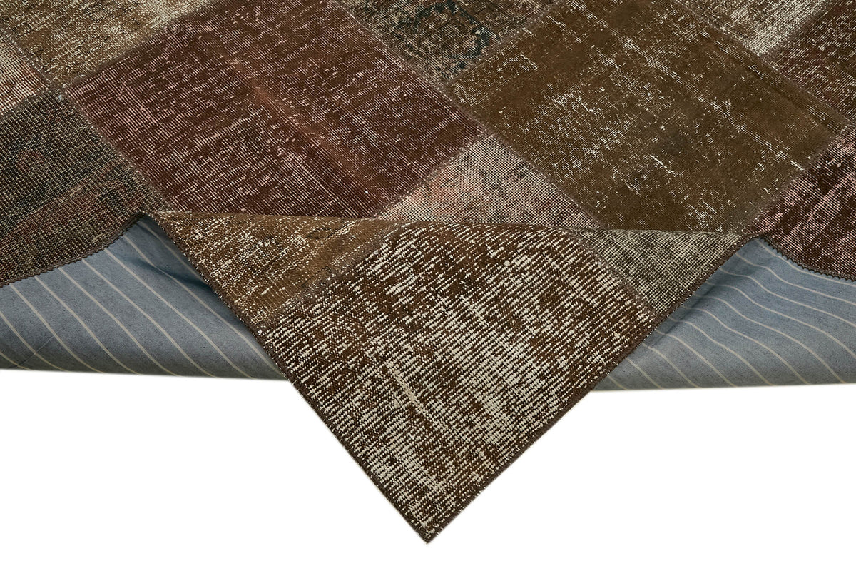 Kivra Kahverengi Gri Geometrik Eskitme El Dokuma Halı 300x400 cm – kenar detayı