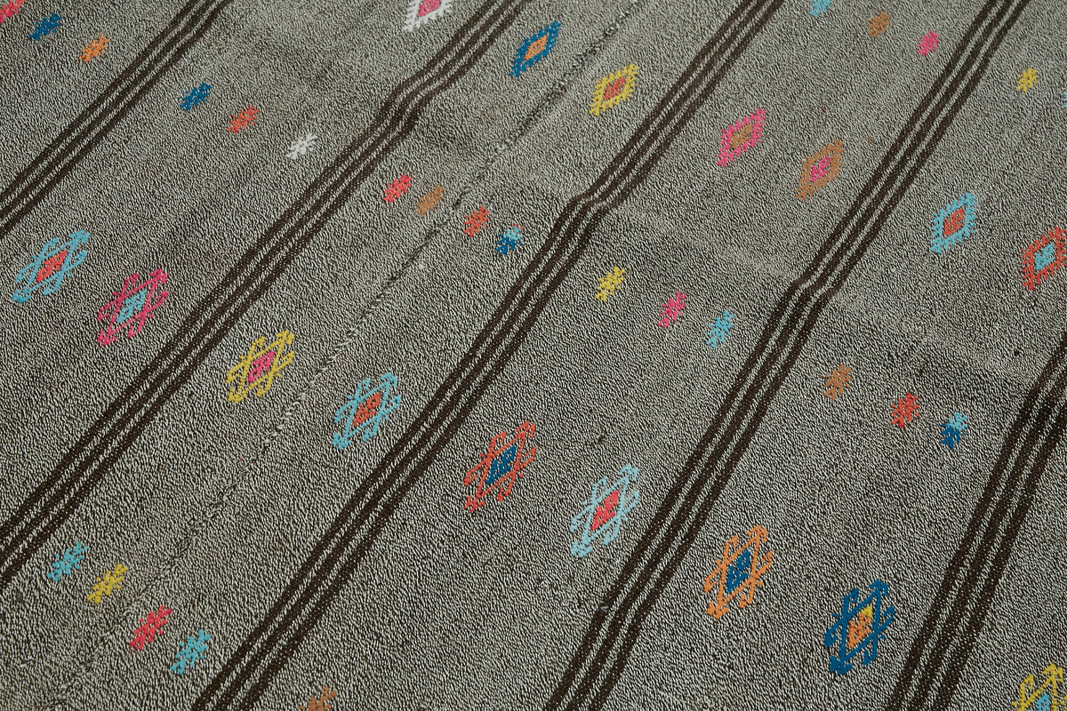 Kadex Geometrik Kilim Gri Etnik Desenli Chaput 205x290 cm 43501 – mekânda kullanım