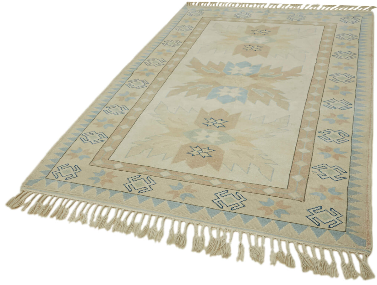 Kavale Bej Mavi Geometrik Desenli Etnik El Dokuma Halı 151x226 cm – doku yakın çekim
