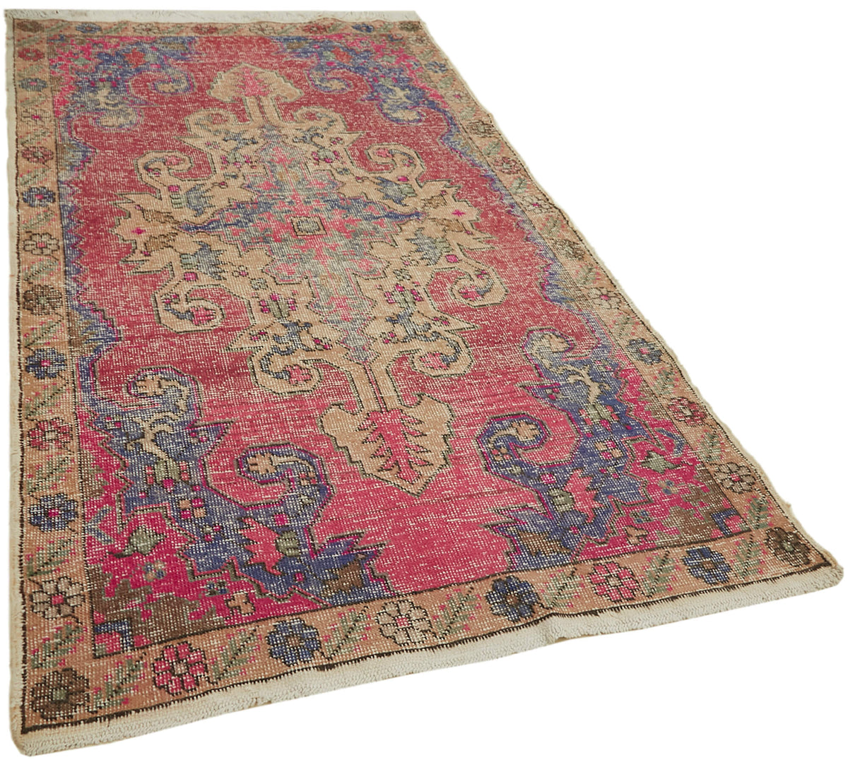 Kavale Pembe Madalyon Desenli Yün ve Pamuk El Dokuma Halı 140x236 cm – genel görünüm
