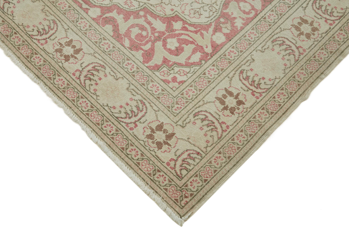 Kavale Madalyon Desenli Bej ve Gümüş Düz Dokuma Halı 153x220 cm – detay görünümü