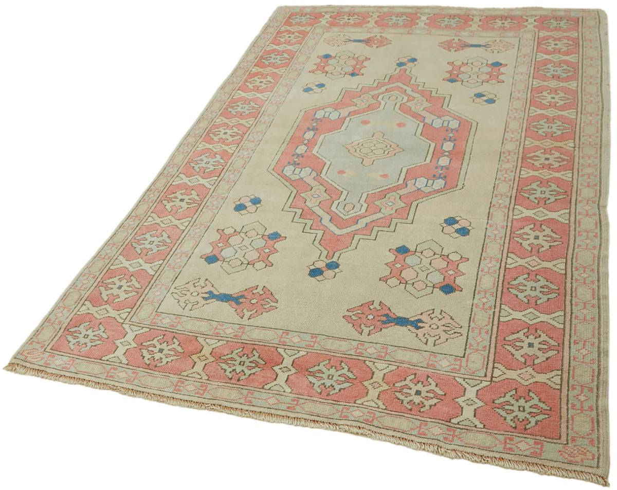 Kavale Bej Halı Geometrik Desenli Gümüş ve Turkuaz Tonlu 139x226 cm – doku yakın çekim