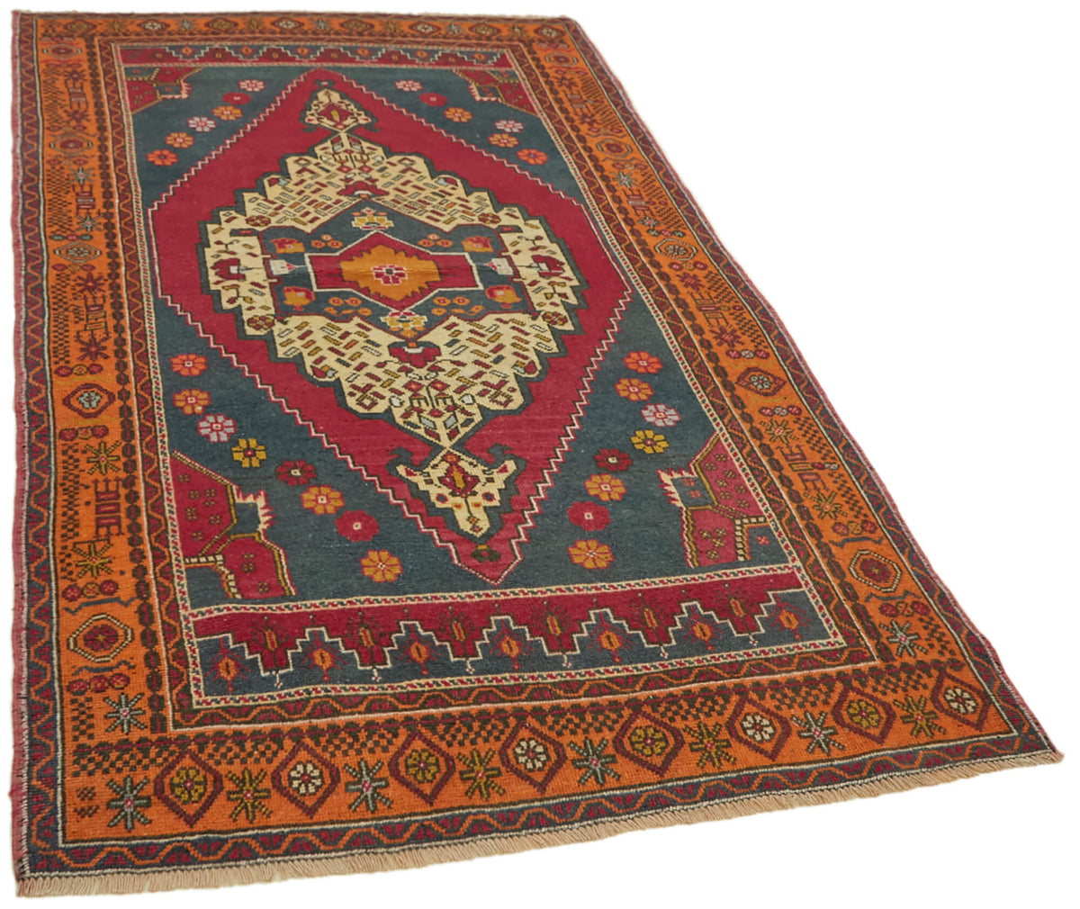 Kavale Kırmızı Etnik Halı Vintage Anadolu Dokuması 131x222 cm – genel görünüm