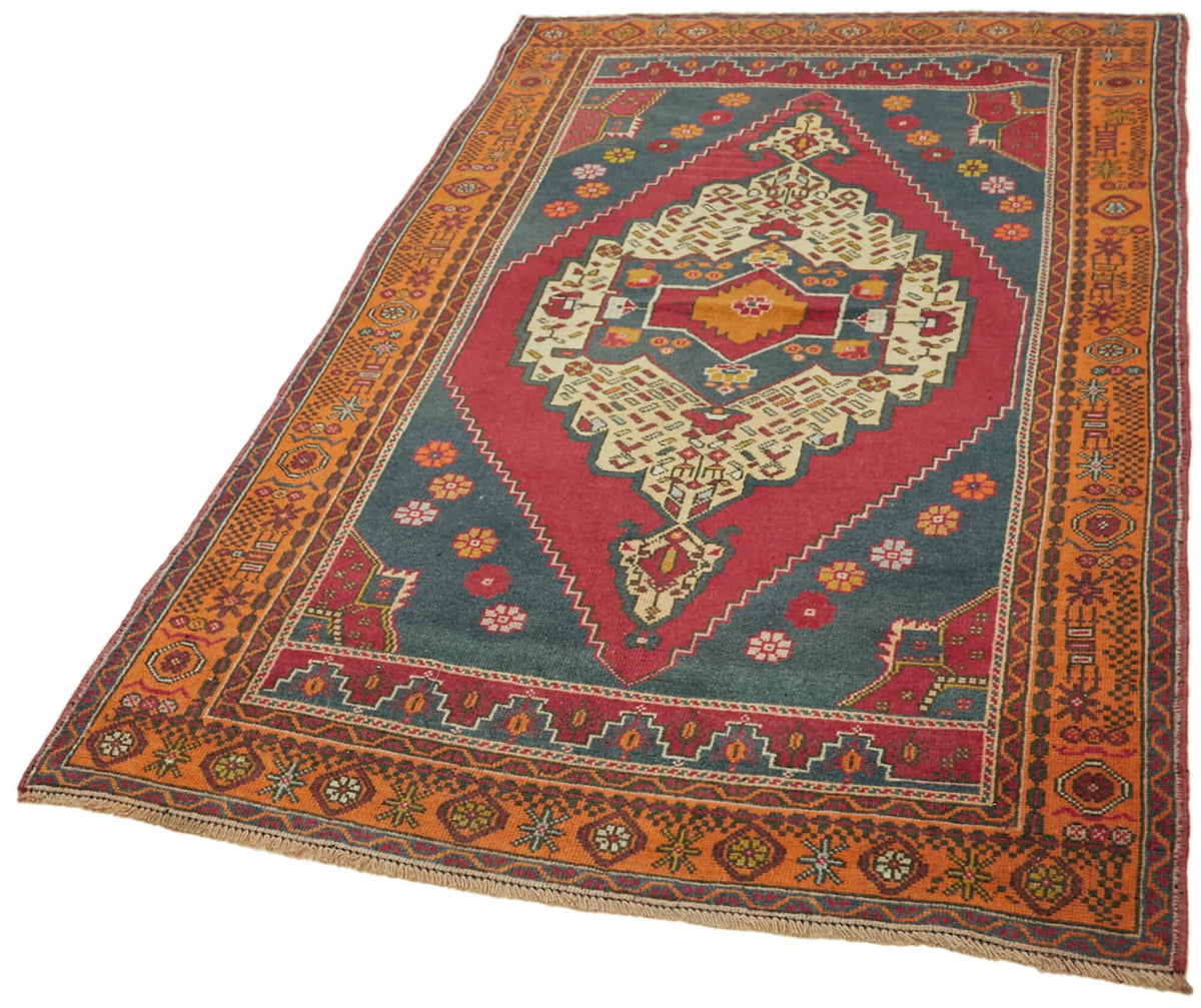 Kavale Kırmızı Etnik Halı Vintage Anadolu Dokuması 131x222 cm – doku yakın çekim