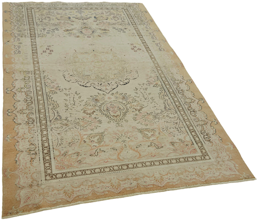 Kavale Bej Kahverengi Madalyon Desenli El Dokuma Anadolu Halısı 137x208 cm – genel görünüm