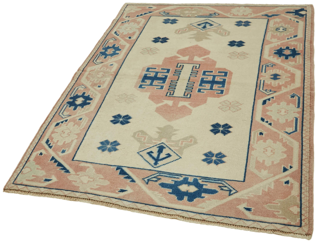Kavale Bej Gümüş Geometrik Etnik El Dokuma Halı 124x167 cm – doku yakın çekim