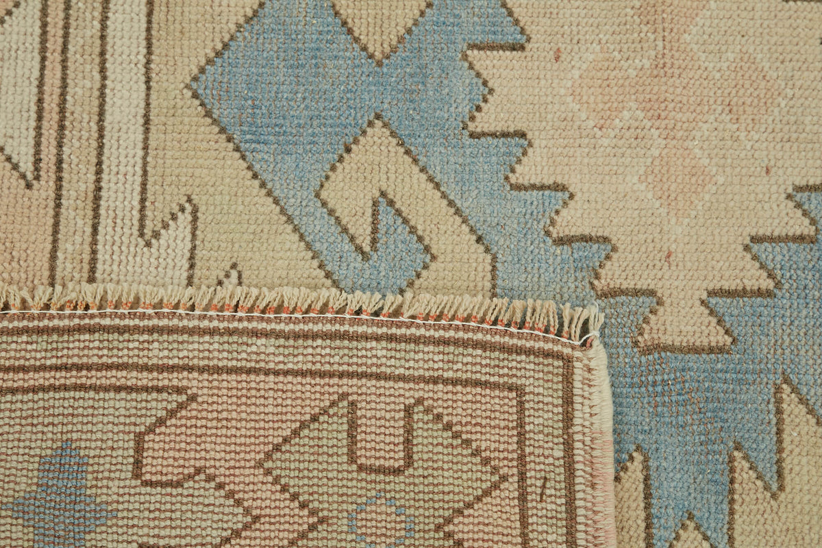 Kavale Bej Mavi Geometrik Etnik El Dokuma Halı 126x202 cm – kenar detayı