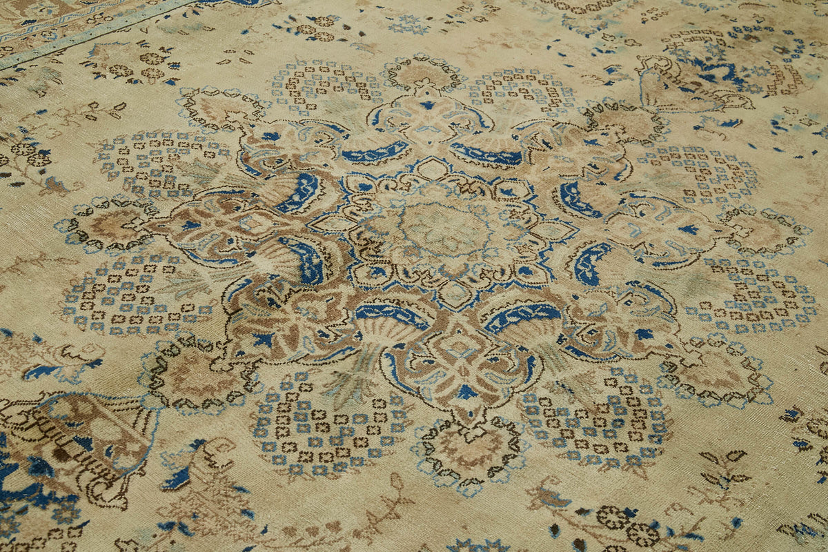 Rusvo Vintage Bej Lacivert Madalyon Desenli El Dokuma Halı 285x370 cm – mekânda kullanım