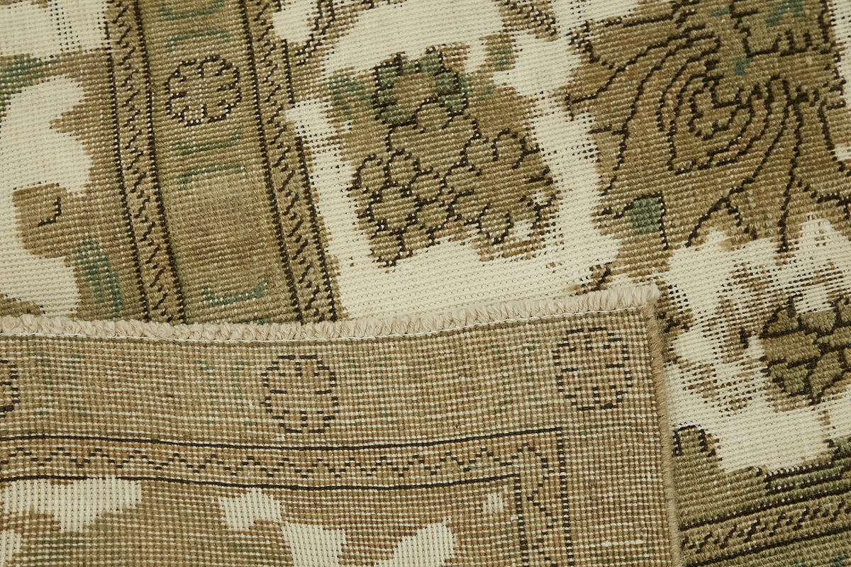 Rusvo Geometrik Desenli Vintage Bej ve Kahverengi Halı 280x376 cm – arka yüz görünümü