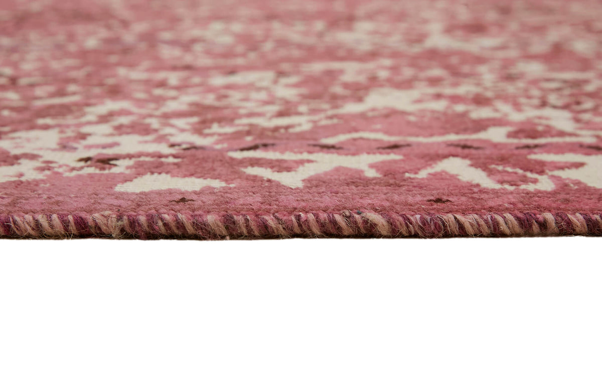 Zelko Vintage Overdyed Pembe Beyaz Çiçek Desenli El Dokuma Halı 287x361 cm – farklı açı