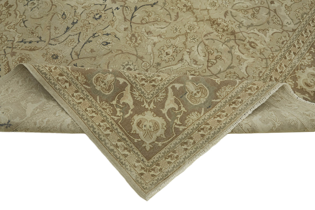 Rusvo Düz Kahverengi Halı Bej Madalyon Desenli Vintage 220x327 cm – kenar detayı