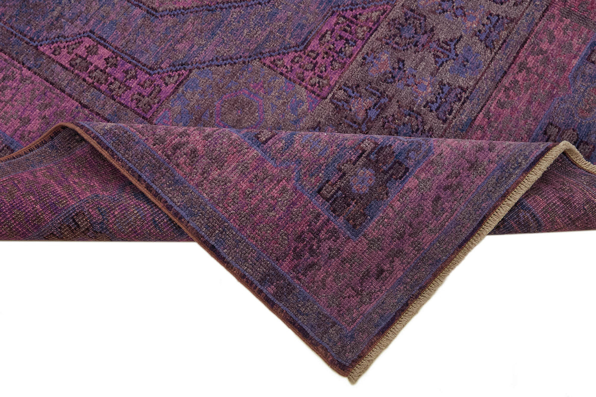 Kavima Geometrik Desenli Fuşya ve Lacivert Dokuma Modern Halı 181x218 cm – kenar detayı